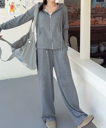 LOWO（ロワ）の「スウェット フード付き ジップアップ パーカー ワイドパンツ 2点 セットアップ レディース（セットアップ）」