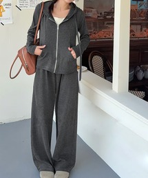 LOWO（ロワ）の「スウェット フード付き ジップアップ パーカー ワイドパンツ 2点 セットアップ レディース（セットアップ）」