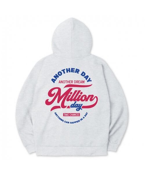 MILLION DAY(ミリオンデイ)の「MILLION ANOTHER HOODIE(パーカー・レディース・イエロー/ホワイト・LARGE/MEDIUM/X-LARGE)」の1枚目の写真