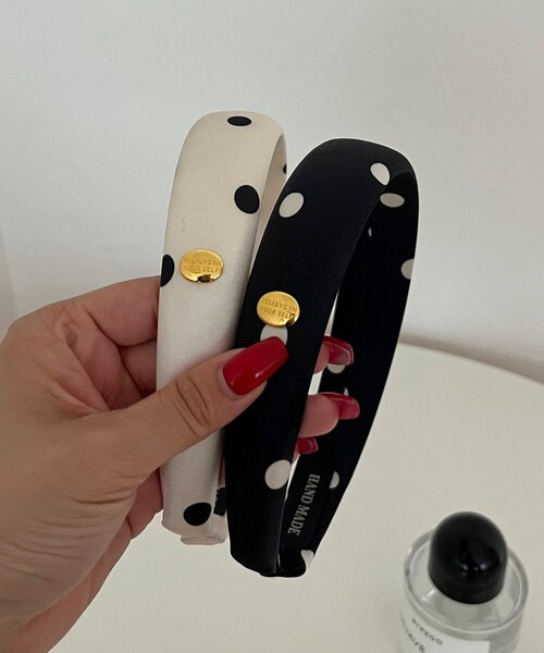 prose verse（プロズヴェール）の「ドットカチューシャ（カチューシャ・レディース・ブラック/アイボリー・FREE）」の4枚目の写真