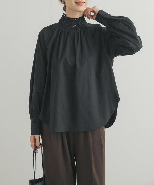 URBAN RESEARCH DOORS（アーバンリサーチドアーズ）の「アイレットレース衿ブラウス（シャツ/ブラウス・レディース・ブラック/オフホワイト・FREE）」の13枚目の写真