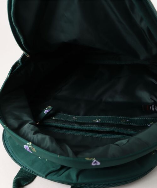 Cath Kidston(キャスキッドソン)の「コンパクト バックパック Lace Sprigs(バックパック/リュック・レディース・その他・FREE)」の6枚目の写真