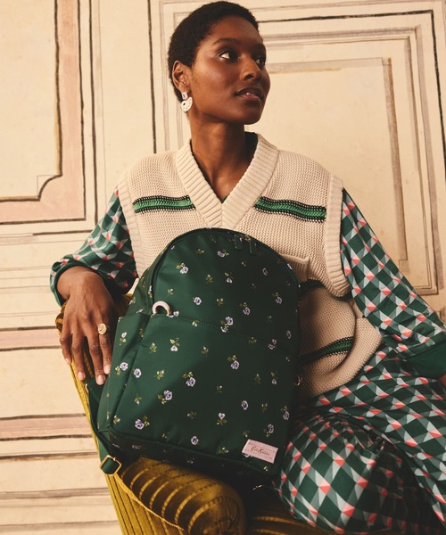 Cath Kidston(キャスキッドソン)の「コンパクト バックパック Lace Sprigs(バックパック/リュック・レディース・その他・FREE)」の1枚目の写真