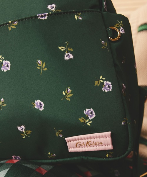 Cath Kidston(キャスキッドソン)の「コンパクト バックパック Lace Sprigs(バックパック/リュック・レディース・その他・FREE)」の4枚目の写真