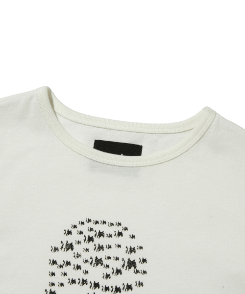 suade（スエード）の「ALBINO SKULL CROP TEE [OFF WHITE]（Tシャツ/カットソー・レディース・その他・FREE）」の3枚目の写真