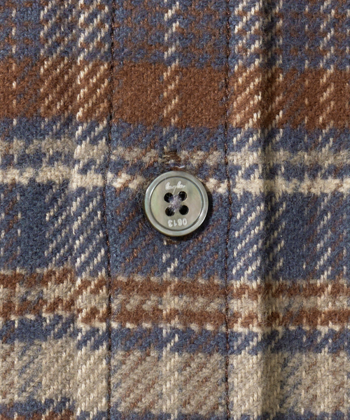 Diamond Layla（ダイアモンドレイラ）の「Autumn Shadow Navy Check Shirt S183（シャツ/ブラウス・メンズ・ネイビー・MEDIUM/LARGE/X-LARGE/XX-LARGE）」の5枚目の写真