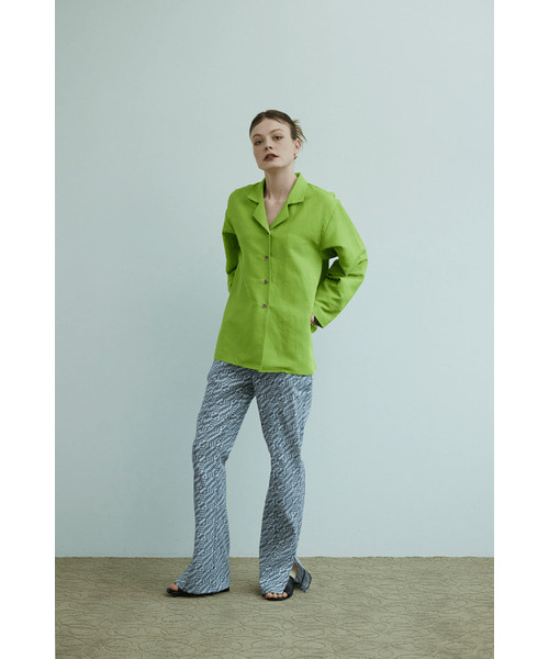 KOOKEESEE(クキシ)の「セミブーツカットラミプリントスリットパンツ_薄紫(その他パンツ・レディース・その他・SMALL/MEDIUM)」の1枚目の写真