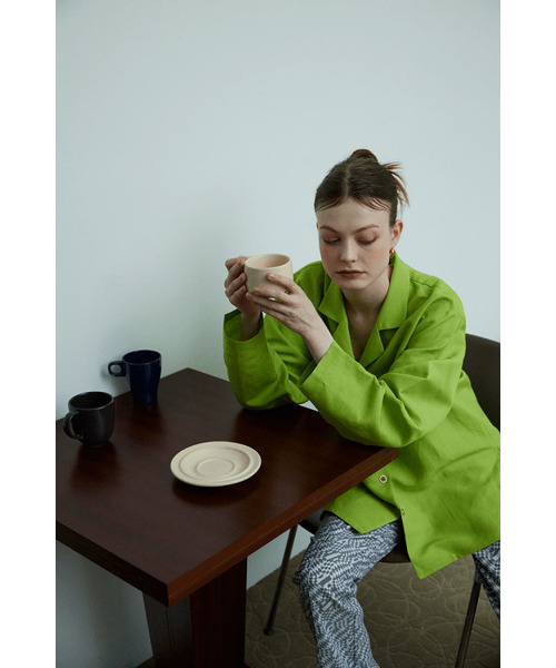KOOKEESEE(クキシ)の「セミブーツカットラミプリントスリットパンツ_薄紫(その他パンツ・レディース・その他・SMALL/MEDIUM)」の11枚目の写真