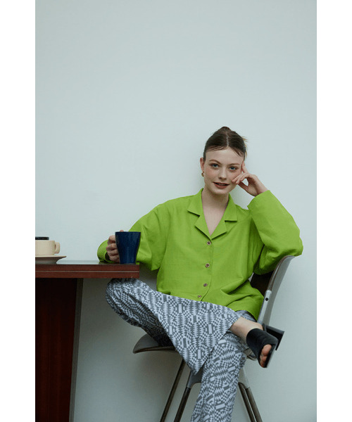 KOOKEESEE(クキシ)の「セミブーツカットラミプリントスリットパンツ_薄紫(その他パンツ・レディース・その他・SMALL/MEDIUM)」の15枚目の写真