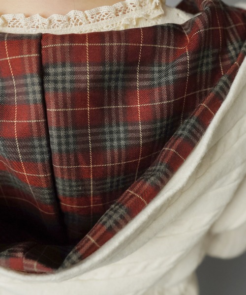 SPINNS（スピンズ）の「チェック裏フードで差がつく☆ダブルジップケーブルニットカーディガン（カーディガン/ボレロ・レディース・グレー/アイボリー/サックスブルー/チャコール・ONESIZE）」の22枚目の写真