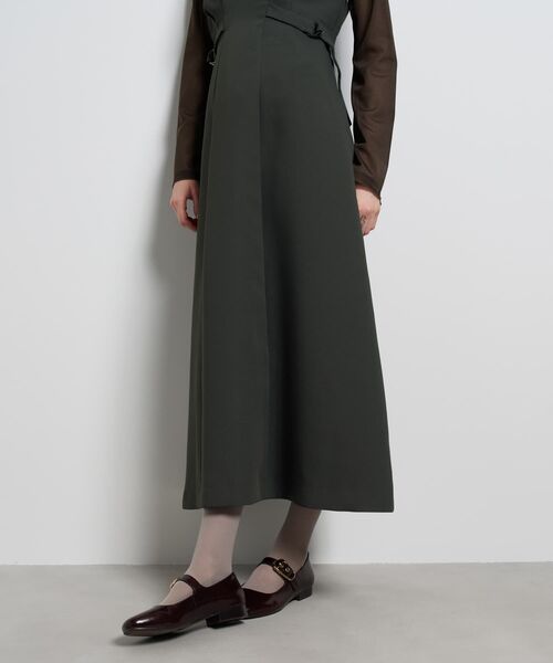 LANVIN en Bleu(ランバンオンブルー)の「ダブルクロスジャンバースカート(スカート・レディース・ブラック/チャコールグレー・36/38)」の9枚目の写真