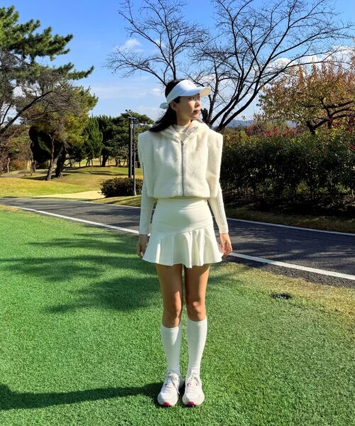 LORDLOAR(ロードロアル)の「ウールライク斜め切りプレイスカートIVORY(スカート・レディース・その他・SMALL/MEDIUM/LARGE/X-SMALL)」の4枚目の写真
