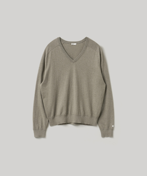 ANOTHER OFFICE WOMEN(アナザー オフィス ウーマン)の「w. Peachskin V-neck Pullover (Warm gray)(ニット/セーター・レディース・その他・FREE)」の2枚目の写真