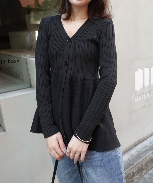 CORNERS（コーナーズ）の「【2026SS】ペプラムニットカーディガン（カーディガン/ボレロ・レディース・ブラック/アイボリー/ネイビー・FREE）」の7枚目の写真