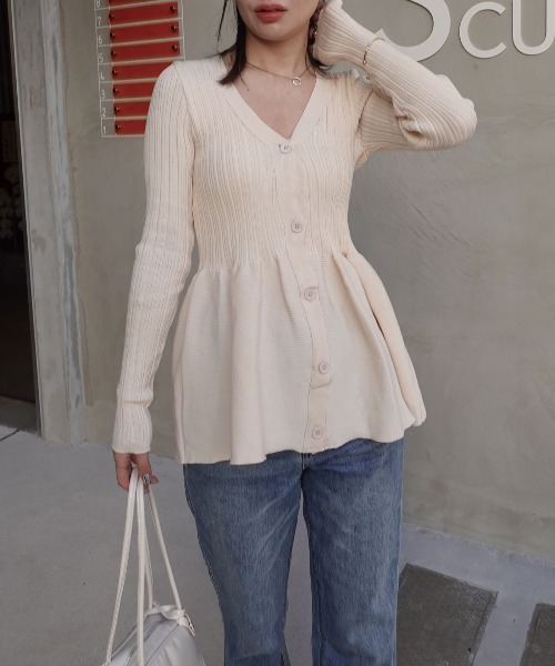 CORNERS（コーナーズ）の「【2026SS】ペプラムニットカーディガン（カーディガン/ボレロ・レディース・ブラック/アイボリー/ネイビー・FREE）」の16枚目の写真