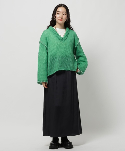 niko and...（ニコアンド）の「ハンドステッチオーバーVネックプルオーバー（ニット/セーター・レディース・ピンク/アイボリー/ブラック/グリーン・FREE）」の9枚目の写真