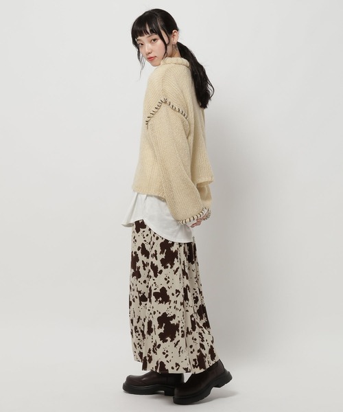 niko and...（ニコアンド）の「ハンドステッチオーバーVネックプルオーバー（ニット/セーター・レディース・ピンク/アイボリー/ブラック/グリーン・FREE）」の6枚目の写真