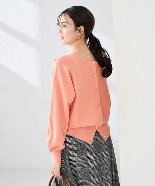 a.v.v(アーヴェヴェ)の「【2WAY】クルーネッククロップドカーディガン(カーディガン/ボレロ・レディース・クリーム/ブルー/オレンジ/ライラック・36/38/40)」の22枚目の写真