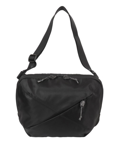 バッグ samsonite red nomado carry bodybag Samsonite Red（サムソナイトレッド）の「NOMAD CARRY BODY BAG M RS