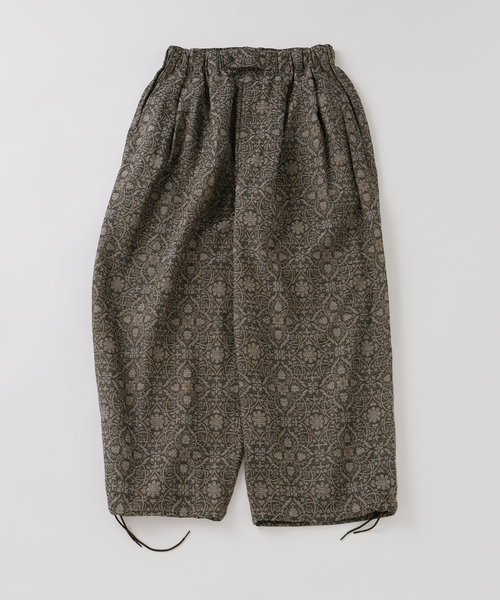 JOURNAL STANDARD J.S HOMESTEAD（ジャーナルスタンダードホームステッド）の「J.S.Homestead / アラベスク エア クルー パンツ（スラックス・メンズ・ブラック系その他/ライトグリーン/ベージュ・MEDIUM/LARGE）」の16枚目の写真
