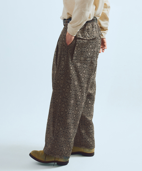 JOURNAL STANDARD J.S HOMESTEAD(ジャーナルスタンダードホームステッド)の「J.S.Homestead / アラベスク エア クルー パンツ(スラックス・メンズ・ブラック系その他/ライトグリーン/ベージュ・MEDIUM/LARGE)」の19枚目の写真