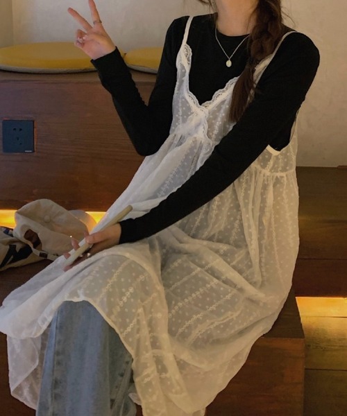 SHOUYO(ショウヨウ)の「エンボスドット キャミソールロングワンピース(ワンピース・レディース・ホワイト・M)」の3枚目の写真