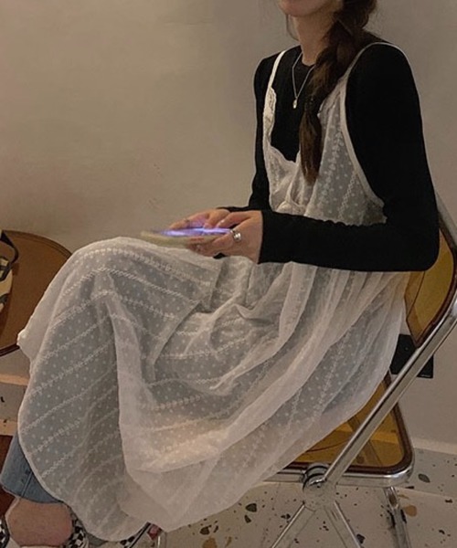 SHOUYO(ショウヨウ)の「エンボスドット キャミソールロングワンピース(ワンピース・レディース・ホワイト・M)」の14枚目の写真