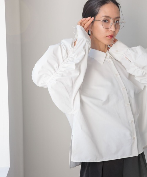 HEREIAM(ヘレイアム)の「【HEREIAM】ギャザーギャザーブラウス(シャツ/ブラウス・レディース・ライトブルー/ブラック/オフホワイト・FREE)」の19枚目の写真