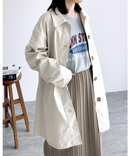 reca（レカ）の「スカーフ付きツイルステンカラーコート（ステンカラーコート・レディース・アイボリー/ライトベージュ・M）」の2枚目の写真