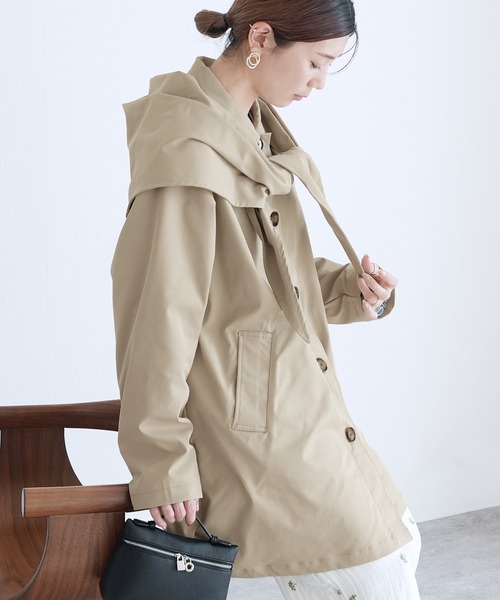 reca（レカ）の「スカーフ付きツイルステンカラーコート（ステンカラーコート・レディース・アイボリー/ライトベージュ・M）」の17枚目の写真