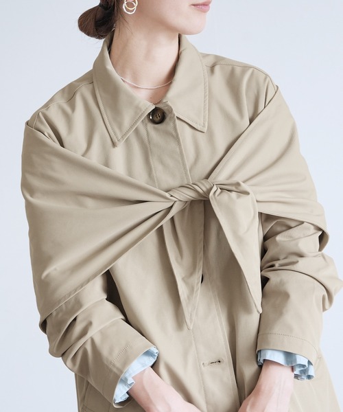 reca（レカ）の「スカーフ付きツイルステンカラーコート（ステンカラーコート・レディース・アイボリー/ライトベージュ・M）」の18枚目の写真