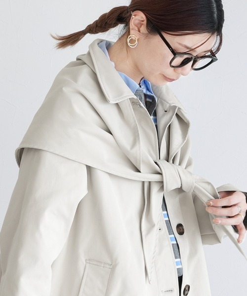 reca（レカ）の「スカーフ付きツイルステンカラーコート（ステンカラーコート・レディース・アイボリー/ライトベージュ・M）」の4枚目の写真