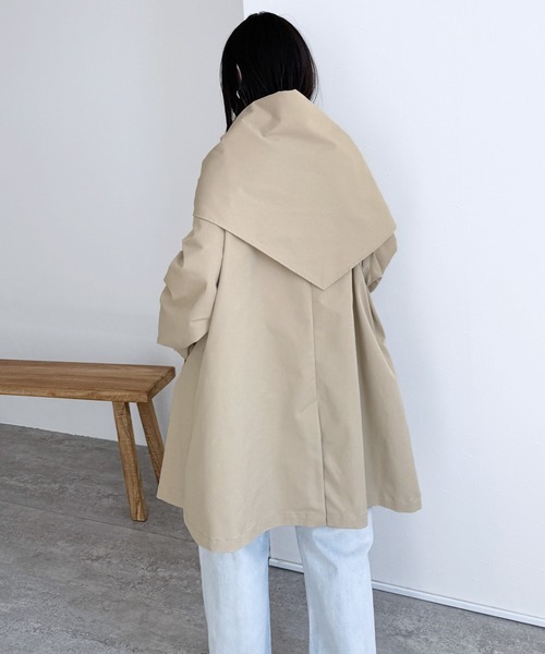 reca（レカ）の「スカーフ付きツイルステンカラーコート（ステンカラーコート・レディース・アイボリー/ライトベージュ・M）」の12枚目の写真