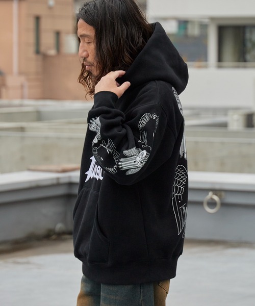 PLEASURES(プレジャー)の「PLEASURES/プレジャーズ ANGEL DEMON HOODIE ヘビーウェイト プルオーバーフーディー 2026年春夏(パーカー・メンズ・ブラック・M/L/XL)」の11枚目の写真