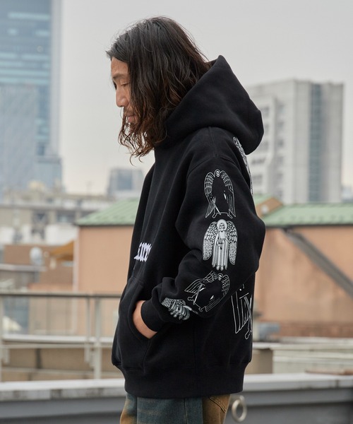 PLEASURES(プレジャー)の「PLEASURES/プレジャーズ ANGEL DEMON HOODIE ヘビーウェイト プルオーバーフーディー 2026年春夏(パーカー・メンズ・ブラック・M/L/XL)」の12枚目の写真