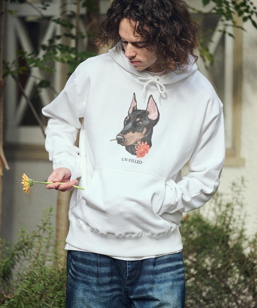 UN-FILLED(アンフィルド)の「mpa4030- REAL GERBERA DOG HOODIE パーカー(ドーベルマン)(SDUF-2603DBM)(パーカー・メンズ・グレー/ホワイト・XL/L/M)」の1枚目の写真