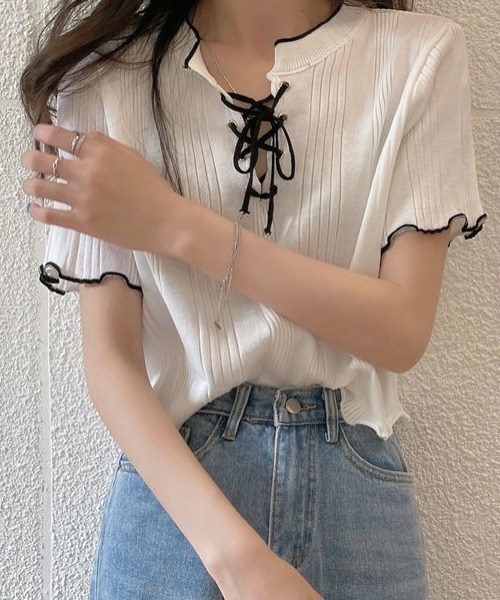 SHEPP(シープ)の「【26年春夏新作】バイカラーフロントレースアップリブニット半袖トップス(Tシャツ/カットソー・レディース・アイボリー/ブラック/ホワイト/ブルー/イエロー・F)」の21枚目の写真