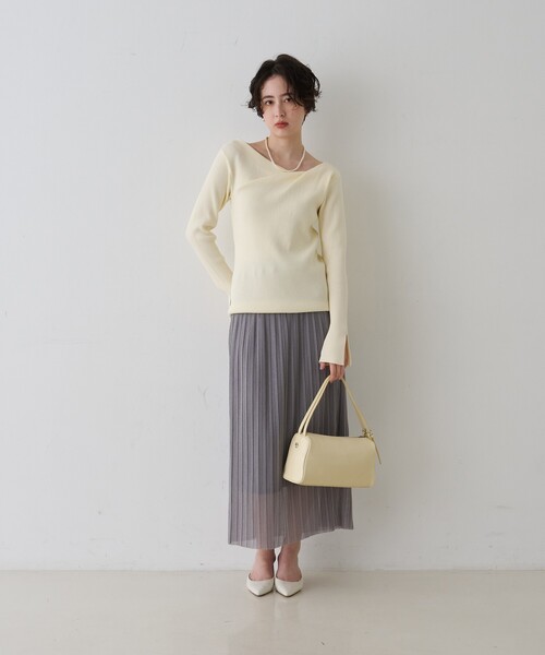 EMMA　ROUGE VIF（エマルージュヴィフ）の「【一部店舗限定】ラメシアープリーツスカート/春服/フェミニン/ウエストゴム/オフィスカジュアル（スカート・レディース・グレー/アイボリー・フリー）」の15枚目の写真