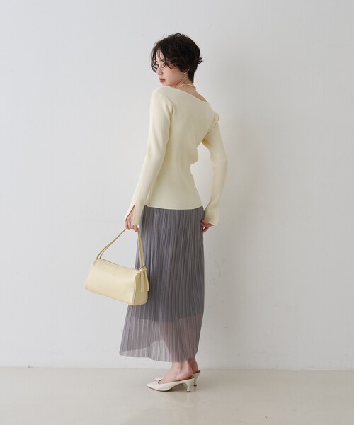 EMMA　ROUGE VIF（エマルージュヴィフ）の「【一部店舗限定】ラメシアープリーツスカート/春服/フェミニン/ウエストゴム/オフィスカジュアル（スカート・レディース・グレー/アイボリー・フリー）」の16枚目の写真