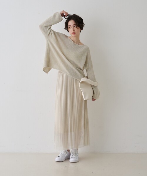 EMMA　ROUGE VIF（エマルージュヴィフ）の「【一部店舗限定】ラメシアープリーツスカート/春服/フェミニン/ウエストゴム/オフィスカジュアル（スカート・レディース・グレー/アイボリー・フリー）」の22枚目の写真