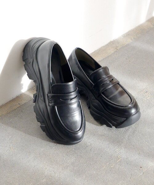 Kastane(カスタネ)の「チャンクスニーカーローファー(ローファー・レディース・ブラック/サンドベージュ・36/38/37)」の2枚目の写真