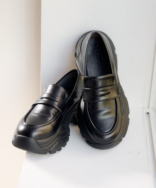 Kastane(カスタネ)の「チャンクスニーカーローファー(ローファー・レディース・ブラック/サンドベージュ・36/38/37)」の3枚目の写真