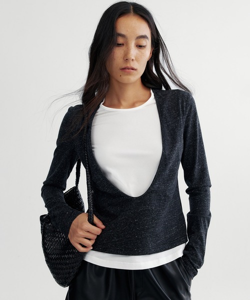 Bie(ビエ)の「レイヤード ロングスリーブカットソー(Tシャツ/カットソー・レディース・ライトベージュ/ダークグレー・M/S/L)」の19枚目の写真