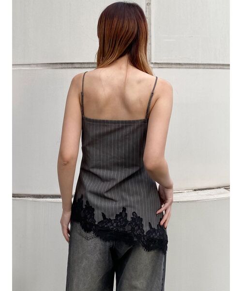 MURUA（ムルーア）の「レースドッキングキャミソール（キャミソール・レディース・グレー/ブラック・FREE）」の5枚目の写真