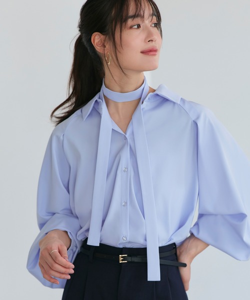 RUIRUE BOUTIQUE(ルイルエブティック)の「洗える/2WAY | ラグランタックスリーブ ボウタイブラウス | ブラウス・トップス・シャツ・オケージョンブラウス・長袖ブラウス・きれいめブラウス・オフィスカジュアルブラウス(シャツ/ブラウス・レディース・ペールイエロー/ライトベージュ/ラベンダー/ブルー/ホワイト・L/M)」の3枚目の写真