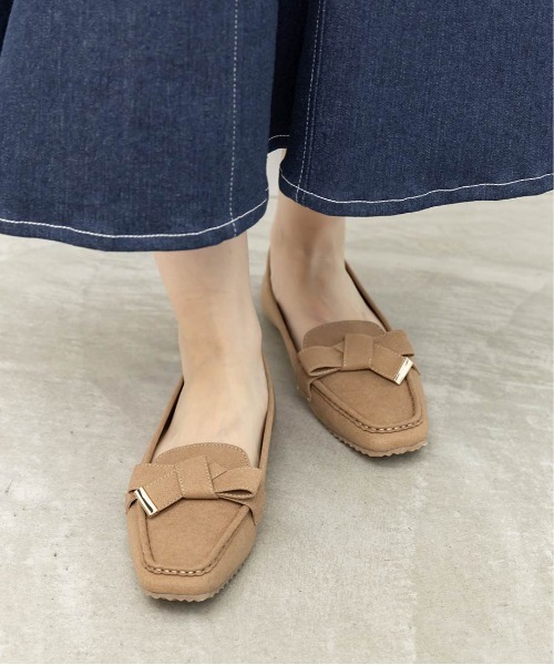 RANDA(ランダ)の「スクエアトゥリボンモカシンシューズ(モカシン/デッキシューズ・レディース・キャメル/ベージュ/ブラック・S/L/M/LL)」の12枚目の写真