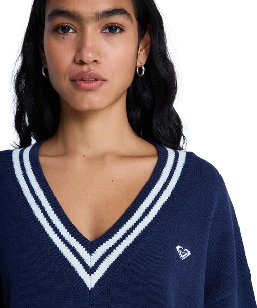 ROXY(ロキシー)の「ROXY ウィメンズ SURF SCHOOL V NECK セーター 【2026年春夏モデル】/ロキシーブイネックニット(ニット/セーター・レディース・ネイビー・MEDIUM/SMALL)」の7枚目の写真