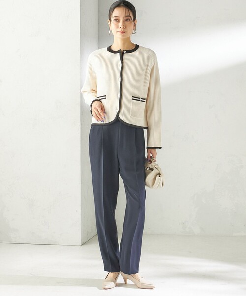 SHIPS（シップス）の「〈接触冷感 / UVカット〉Refinel テーパード パンツ（セレモニー対応可）（その他パンツ・レディース・ベージュ系/ネイビー/アイボリー・36/34/38/40）」の12枚目の写真
