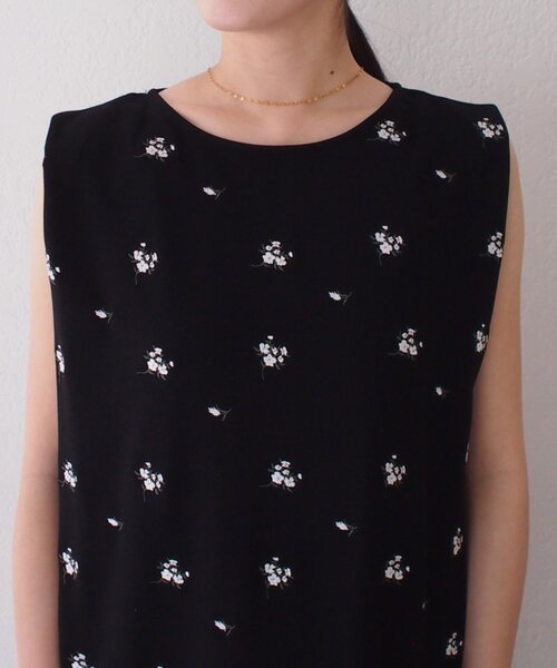 LOUNGEDRESS(ラウンジドレス)の「【@iristagramuuコラボ】ショルダータック刺繍ワンピース(ワンピース・レディース・ブラック・MEDIUM/SMALL/X-SMALL)」の17枚目の写真