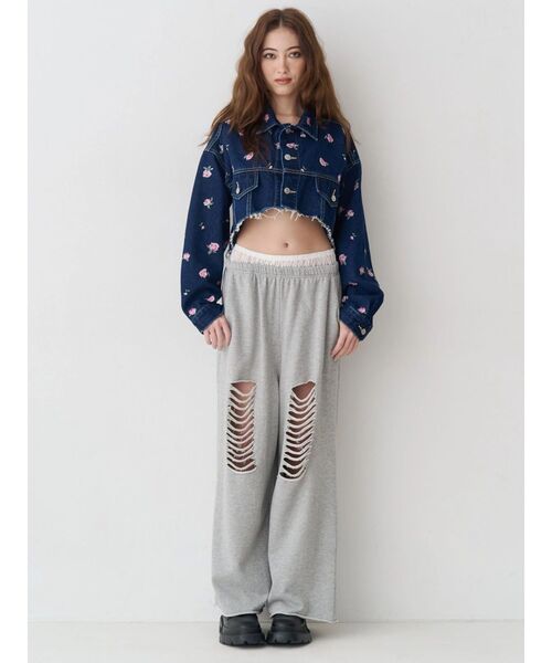 EVRIS（エヴリス）の「レースドッキングダメージスウェットワイドパンツ【セットアップ着用可能】（スウェットパンツ・レディース・その他1/ブラック/グレー・FREE）」の6枚目の写真